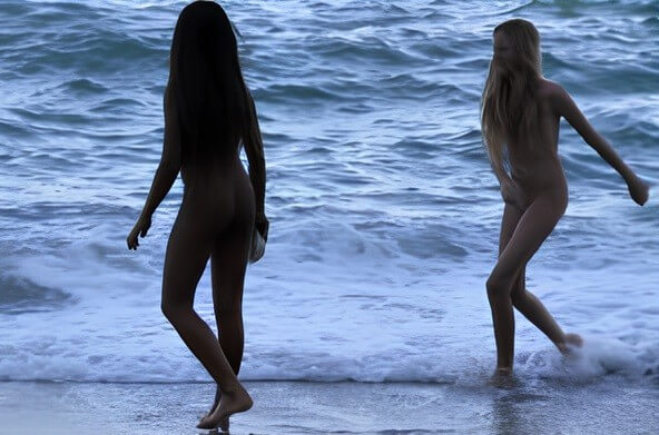 Premium Content # 52 - There are many politicians among nudists
