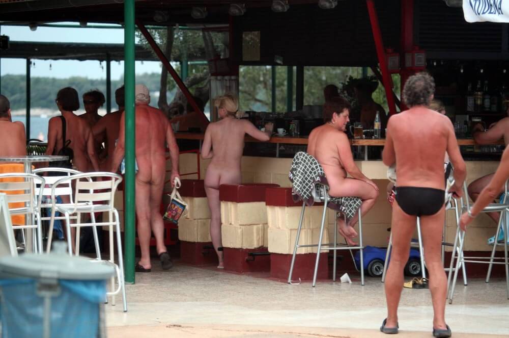 Outdoor diner view - Ordinary people as naturists