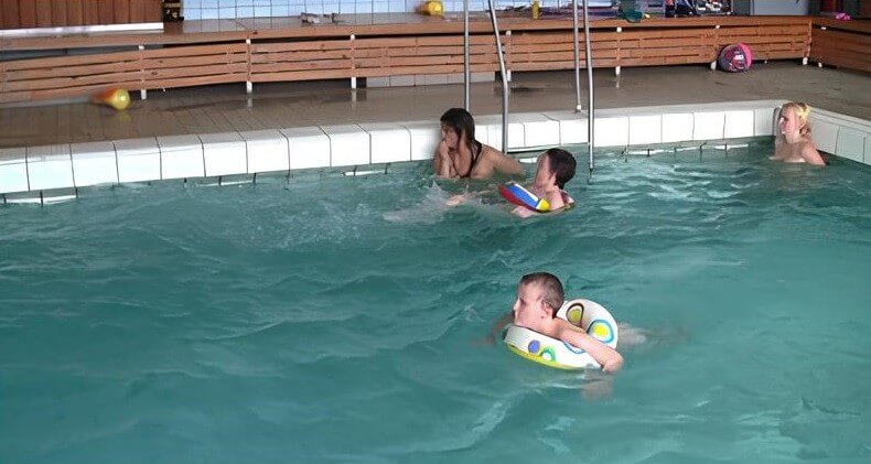Swimming center club Full HD - Stereotypical perceptions of nudists
