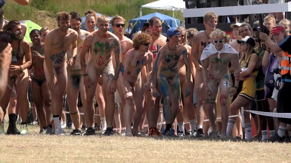 Roskilde Festival Full HD video - Peace and tranquility are goals for those who choose nudism and naturism
