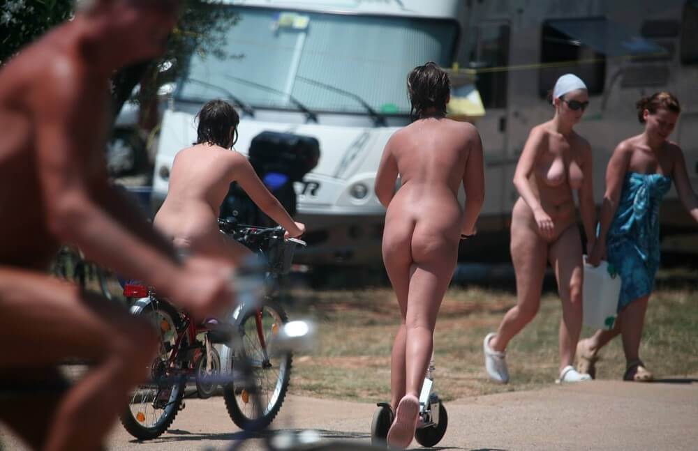 Park Misc Walks pics - Freedom and harmony in the practice of nudism and the naturist movement
