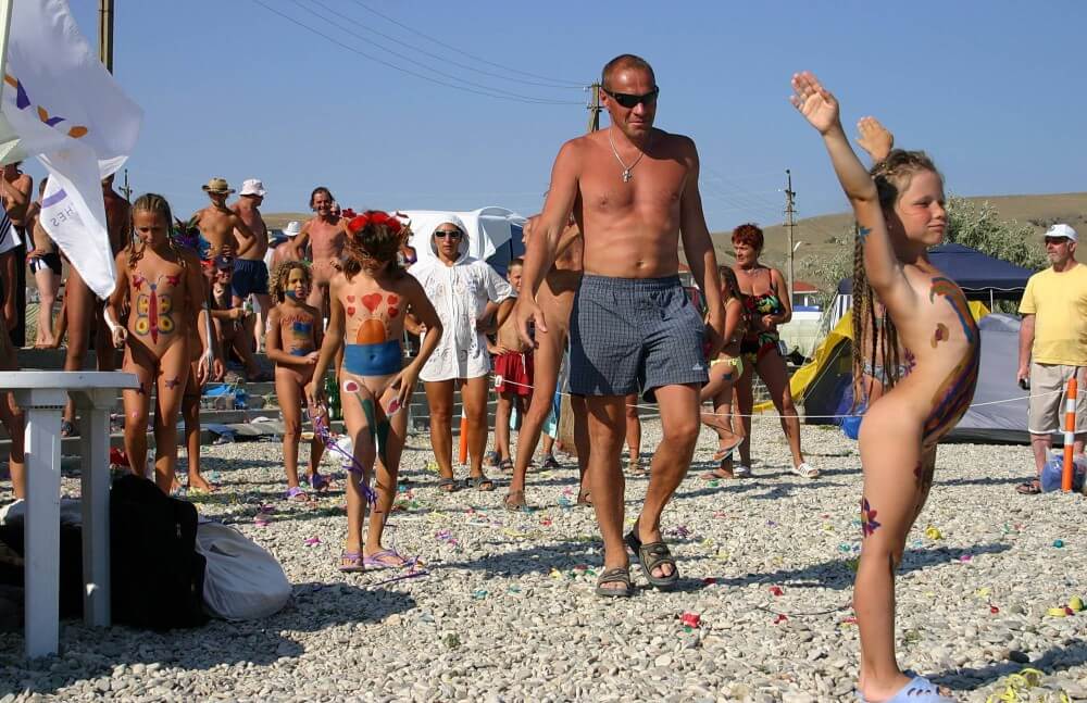 Beach Time Talent Show pics - The true flourishing of a culture of naturalness