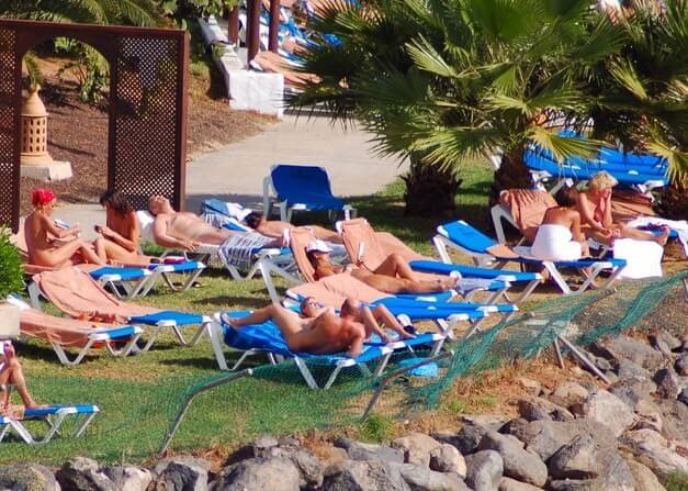 Enature - Les textiles - Naturism and nudism help you overcome your fears