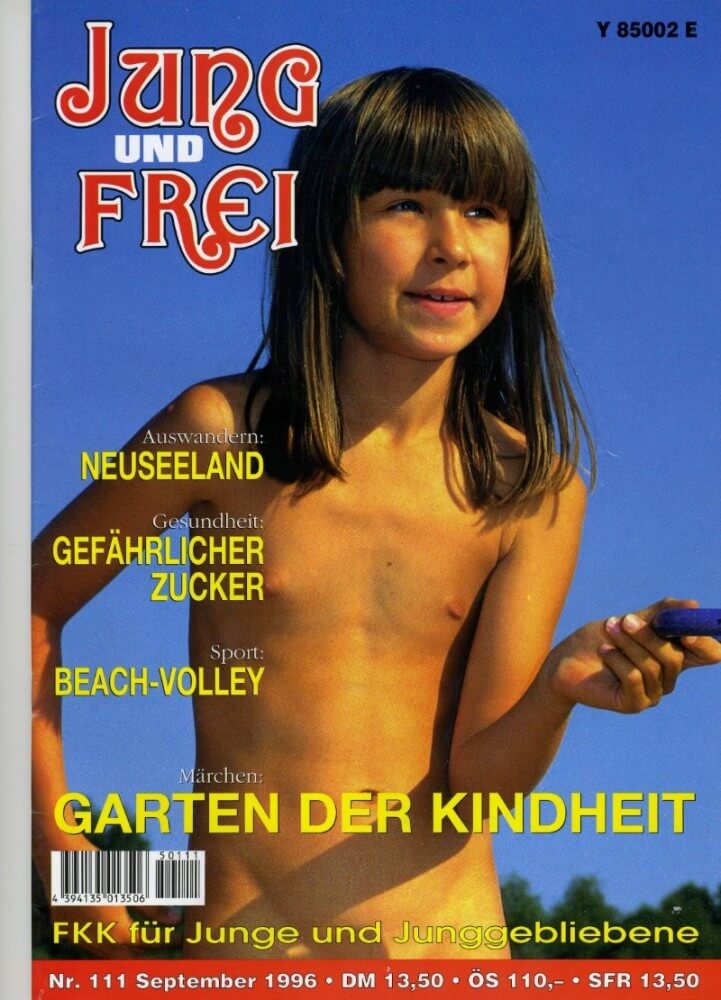Jung und Frei Nr 111 - Public nudism