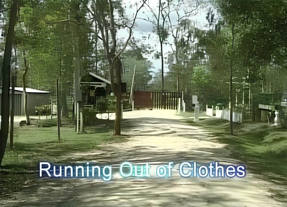 Enature - Running out of clothes - A nudist promotes tolerance and respect for others