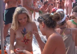 Neptune Ocean Festival # 2 Full HD - Mutual respect as an important part of the naturist community