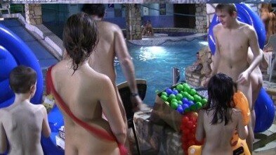 Splashing Water Zone 1 - Peace and tranquility are important values for naturists