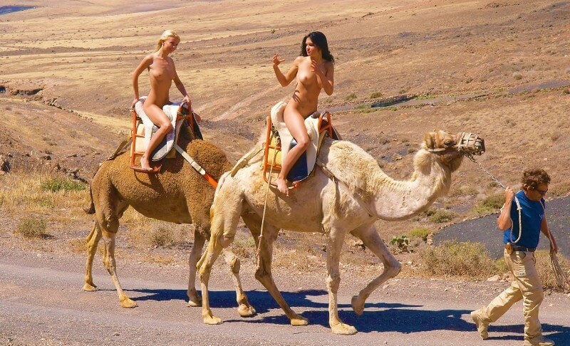 Funny Moments Life pics - Naturism creates harmony with the environment