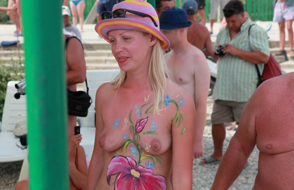Neptune Grandpa Masters pics - Nudists strive for tolerance and respect for others