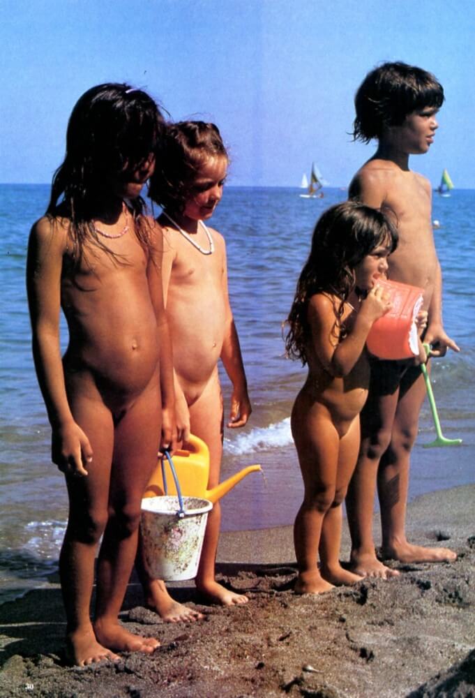 Jung und Frei Nr 6 - It values honesty and sincerity in trusting the nudists around you