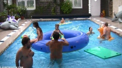 Piano pool and tennis Full HD - Nature and nudism are the best home for a person