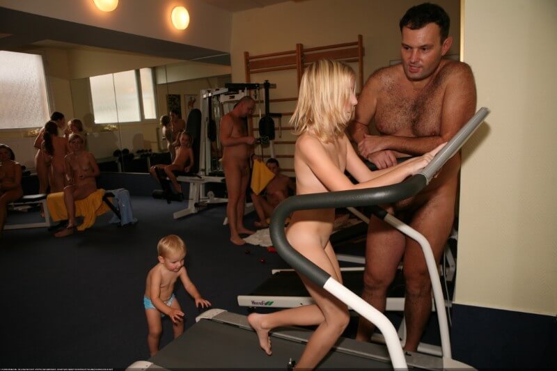 Record room naturists photos - Unrestricted freedom as the core value of nudism