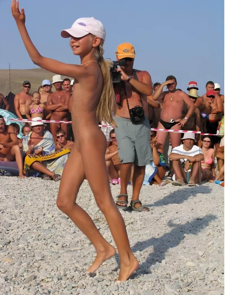 Holiday of the Neptune photos - Love for oneself and nature as the foundation of naturism