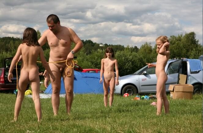 Naturism photo gallery # 38 - Interaction with nature through naturism and nudism