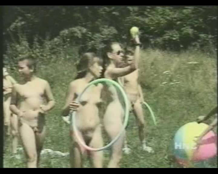 Helios Natura: Nudi Youth Weekend - Its one thing to see nudists, but another to be a nudist yourself