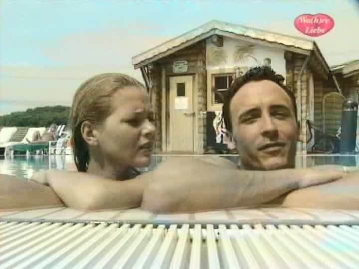 FKK in Deutschland Documentary Video - Naturism helps break free from body stereotypes