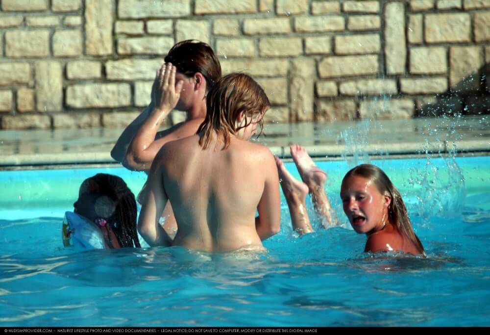 FKK water locations set 22 - Nudity helps overcome insecurities and fears